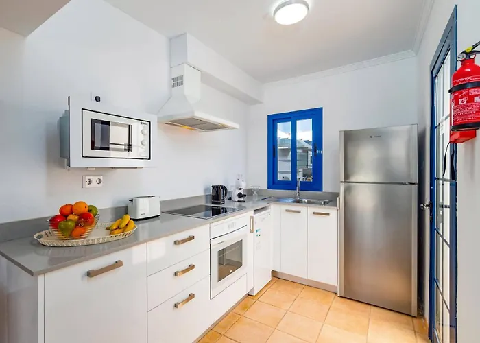 Seasol 2 By ヴィラ